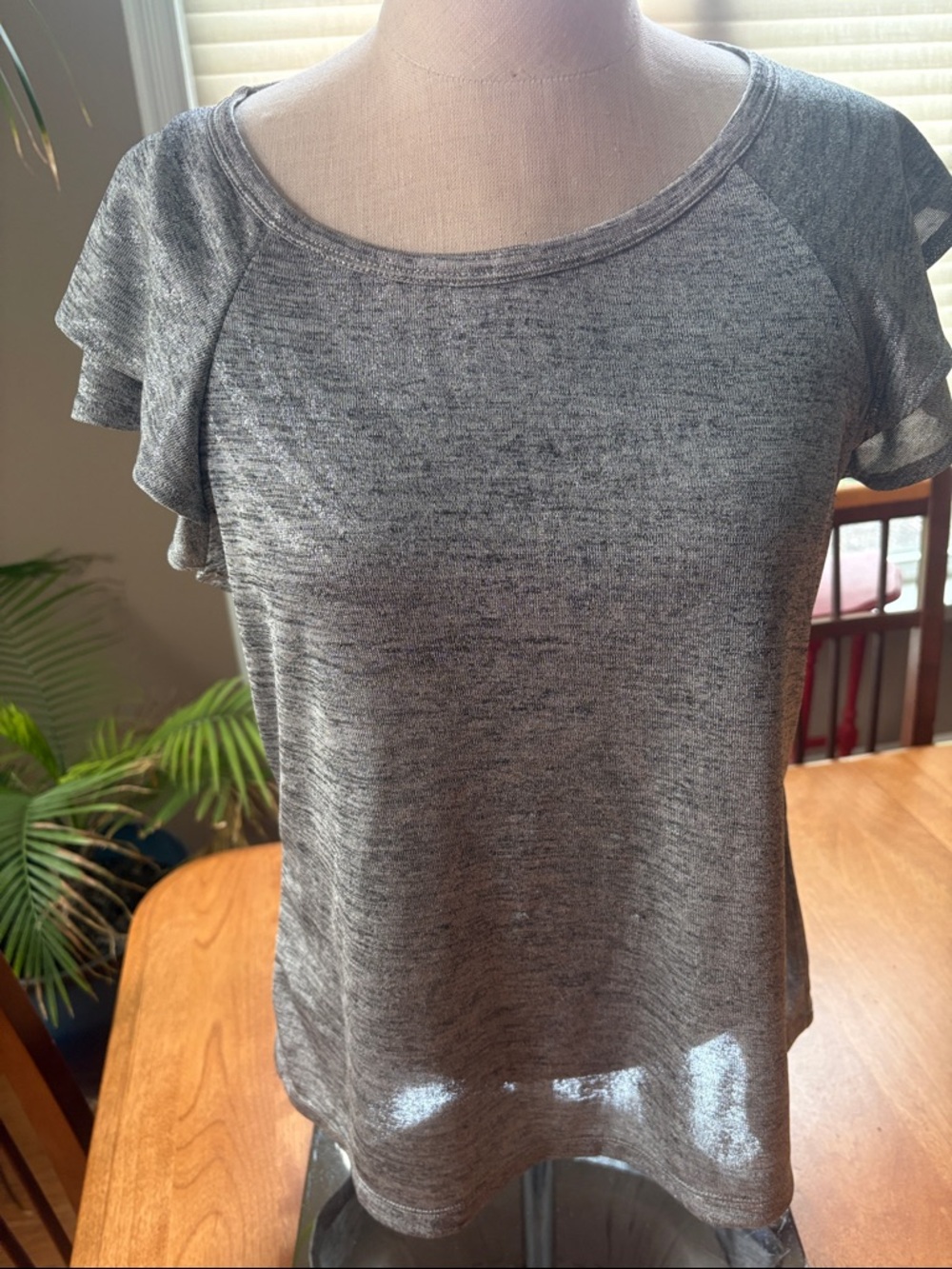 White House Black Market Heather Gray Ruffle Sleeve Tee